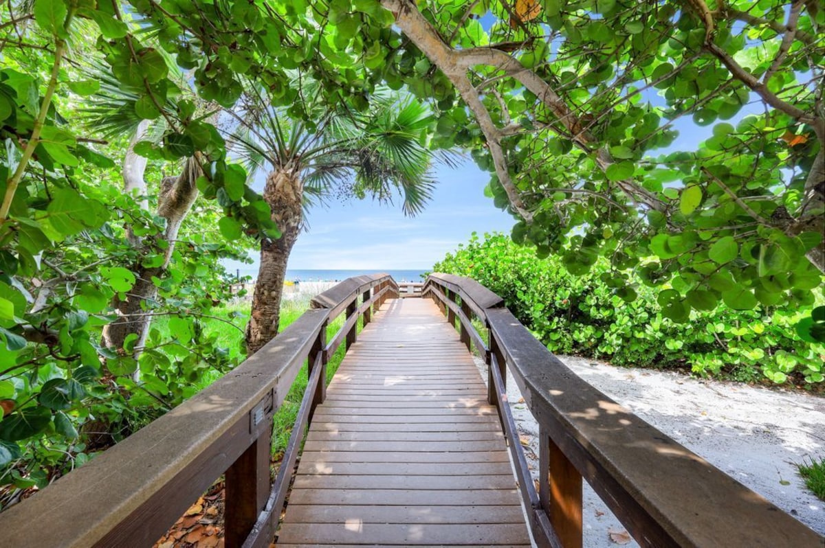 Beach access from pool area